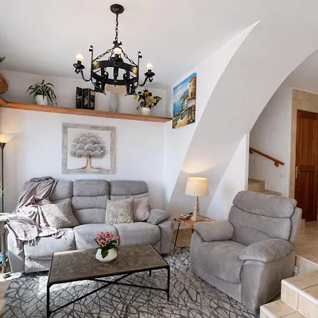 Prázdninový dům Luxury House - Montesol *