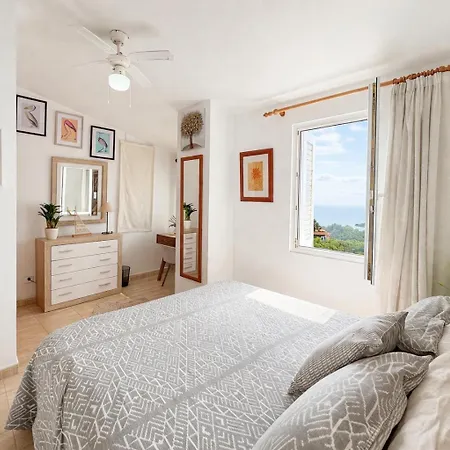 Dom wakacyjny Luxury House - Montesol *