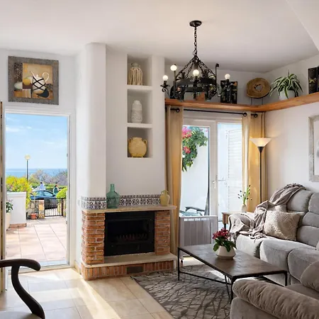 Dom wakacyjny Luxury House - Montesol
